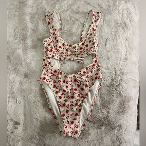 Bathing suit one piece